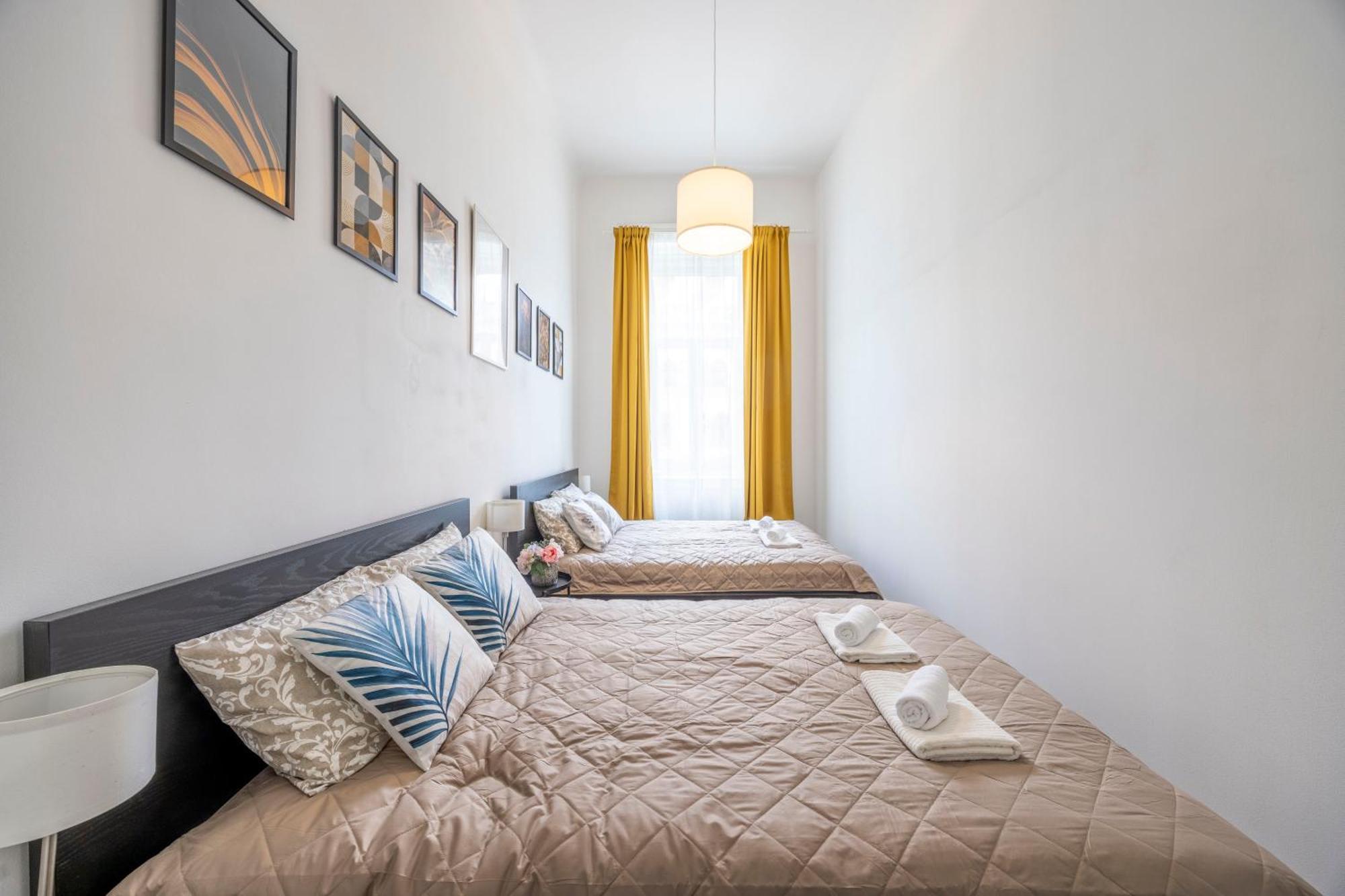 Spacious Cozy Home With 4Bedroom In The Heart Of Bp Budapeszt Zewnętrze zdjęcie